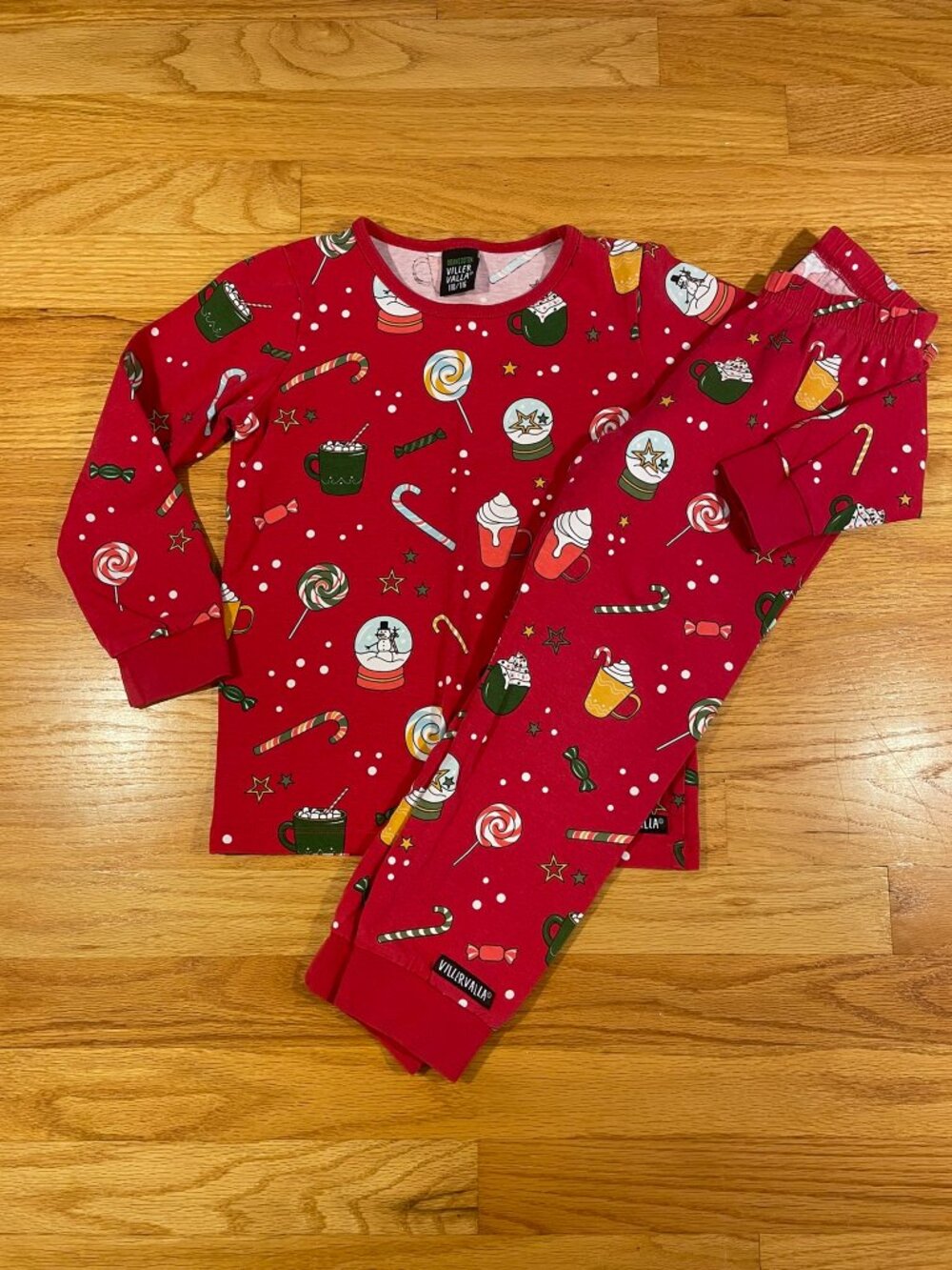 Villervalla Winter-Themed Pajamas
